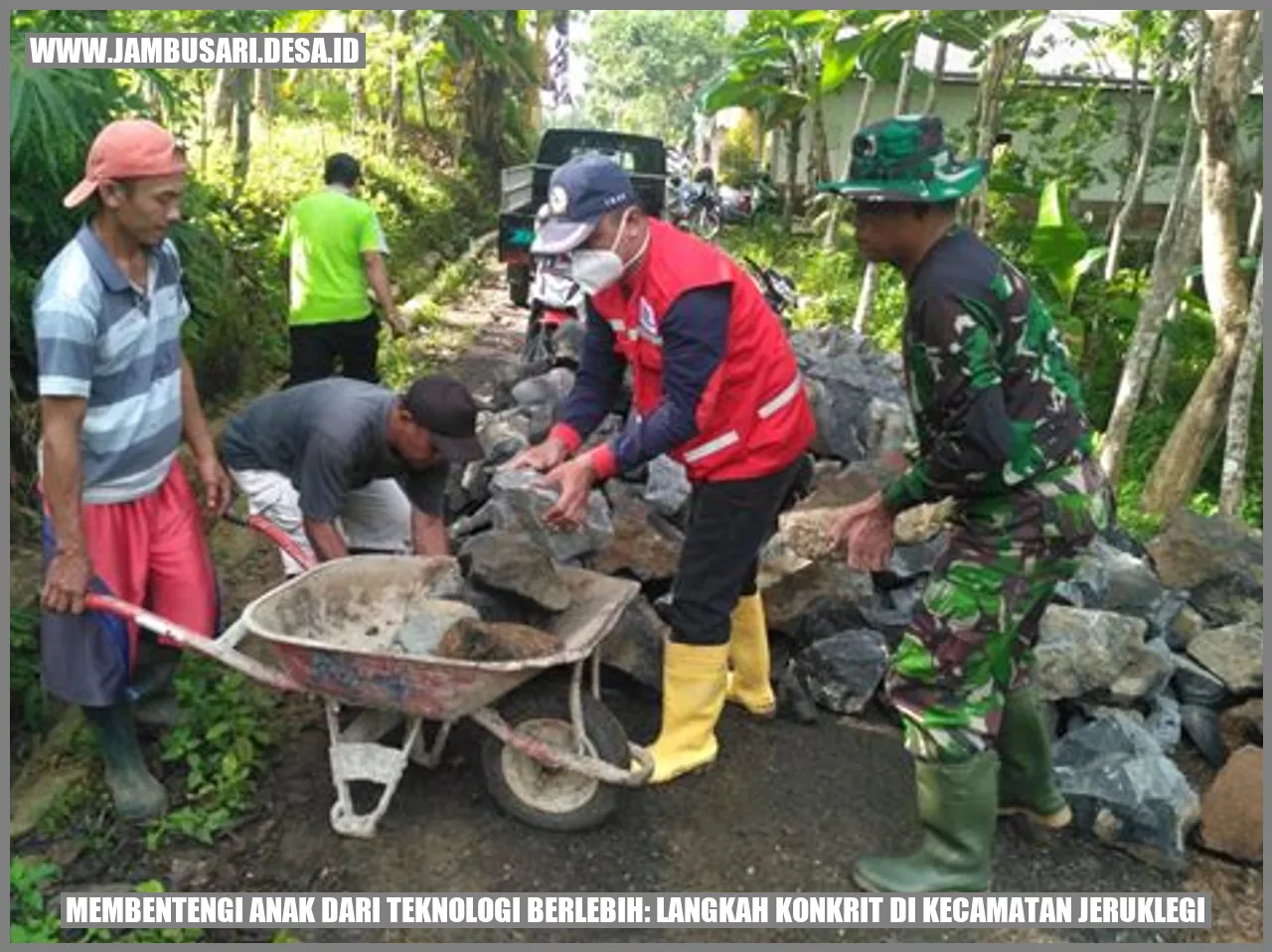 Gambar anak menggunakan teknologi