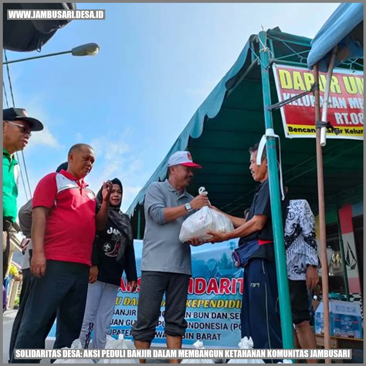 Solidaritas Desa: Aksi Peduli Banjir dalam Membangun Ketahanan Komunitas Jambusari